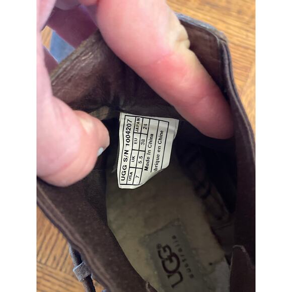 UGG KREWE PULL ON ANKLE BOOT - Picture 8 of 10